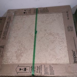 Ceramic Glazed Floor Tile & Sanded Grout PolyBlend